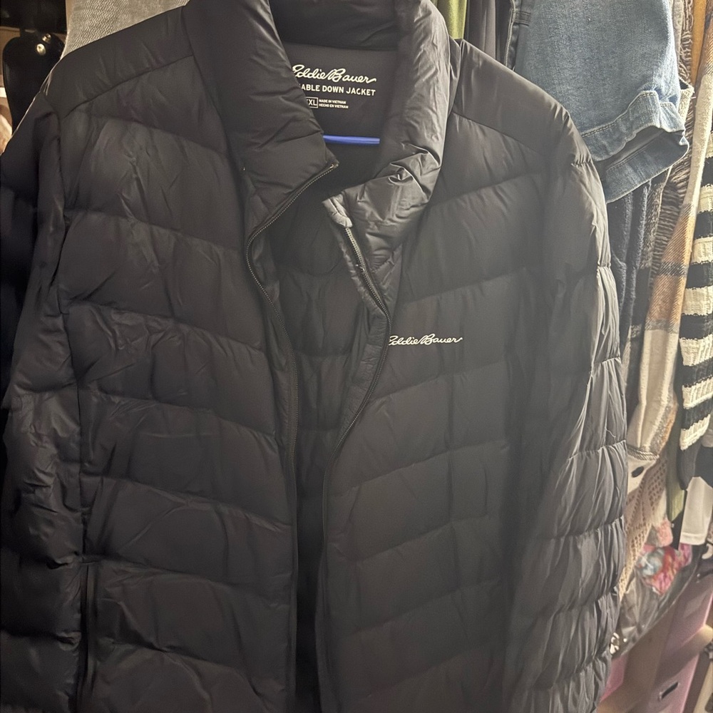 Eddie Bauer Men's Dark Puffer Jacket